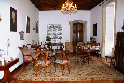 Casa Das Torres De Oliveira