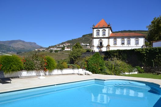 Casa Das Torres De Oliveira