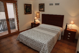 Casa Rural Rooms Magnanimus