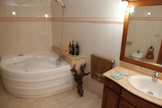 Casa Rural Rooms Magnanimus