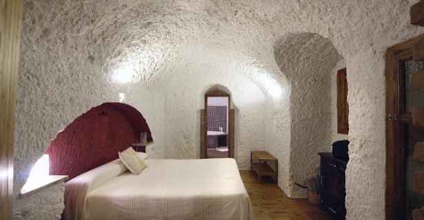 Casas Cuevas La Tala