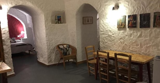 Casas Cuevas La Tala