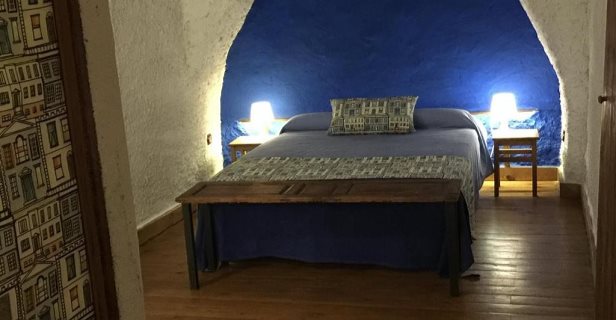 Casas Cuevas La Tala