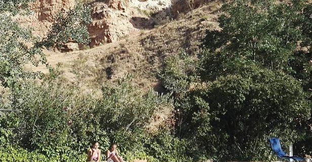 Casas Cuevas La Tala