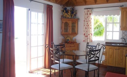 Casitas Maura