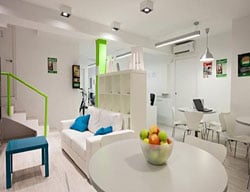 Albergue Box Gaudi Barcelona