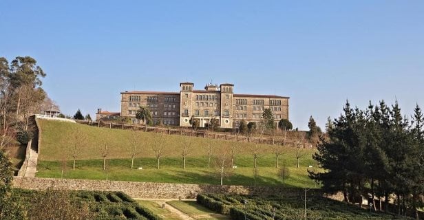 Albergue Seminario Menor