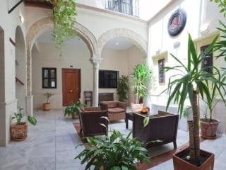 Apartamentos La Casa Del Pozo Santo