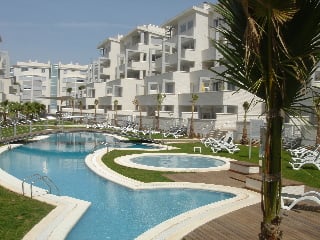 Apartamentos Lagos Del Castillo 3000