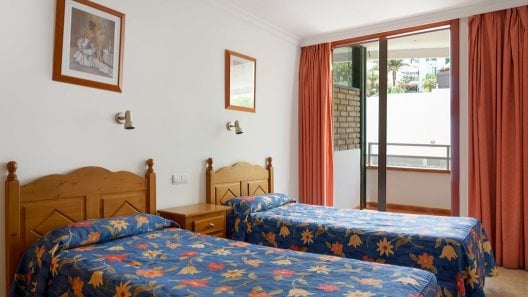 Apartamentos Las Jacarandas - Playa Del Inglés - Gran Canaria