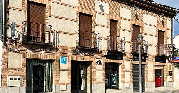 Apartamentos Monica Beach