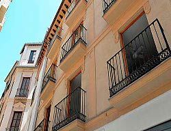 Apartamentos Paloma 3000