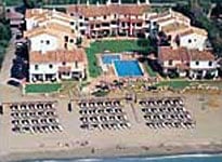 Apartamentos Playa Chica Beach Club