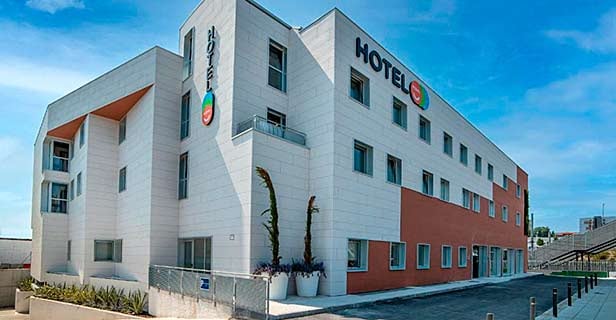 Apartamentos Portal Del Angel