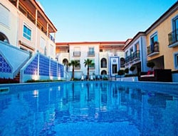 Apartamentos Praia Del Rey Holiday Residences