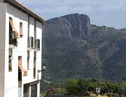Apartamentos Rurales Serrella