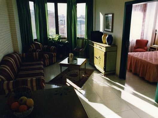 Aparthotel Camparan Suites