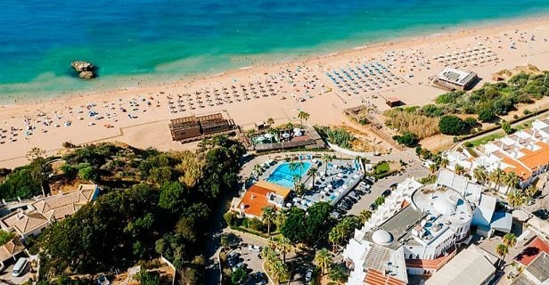 Aparthotel Mónica Isabel Beach Club