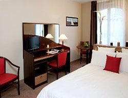 Aparthotel Zenitude Versailles Magny Les Hameaux