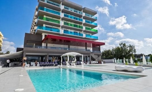 Axelbeach Ibiza Suite Apartments And Beach Club