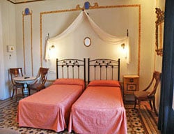 Hostal Center Inn