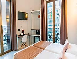 Hostal Gran Via 44