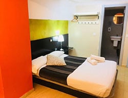 Hostal Sun & Moon