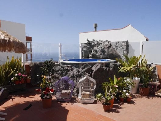 Drago Nest Hostel