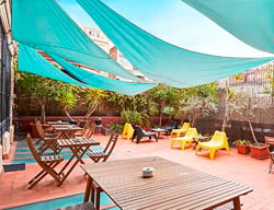 Hostel Ella Gran Vía Barcelona