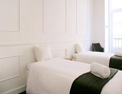 Hostel Travellers House