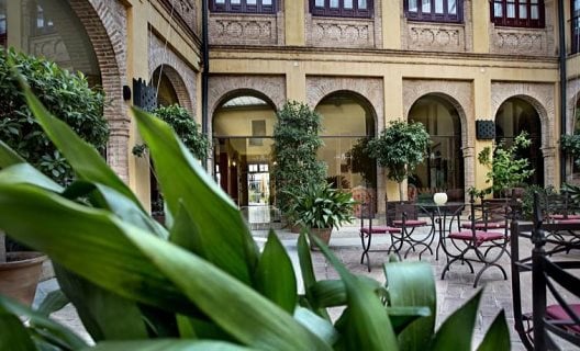 Hotel Alcázar De La Reina, Carmona - Sevilla. Andalucía Segura