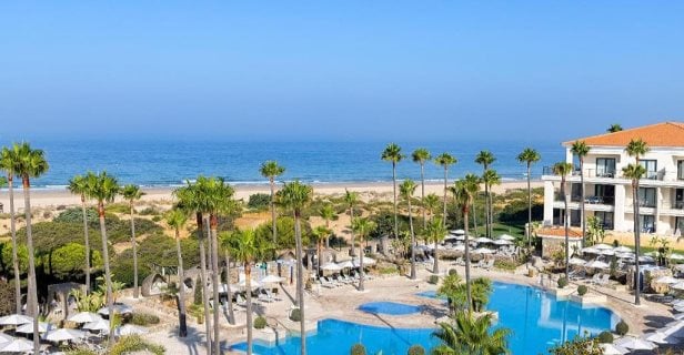 Hotel Barrosa Palace
