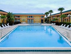Hotel Baymont Inn & Suites Florida Mall