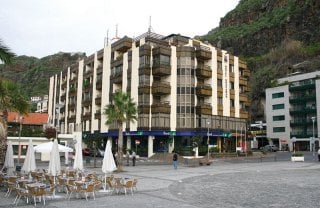 Hotel Bravamar