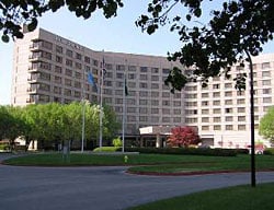 Hotel Doubletree Tulsa At Warren Place