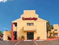 Hotel Econo Lodge  Inn & Suites Maingate Central