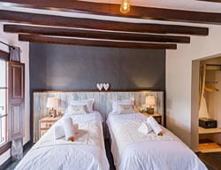 Hotel El Nido Alaro