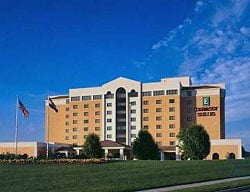 Hotel Embassy Suites Kansas City International Airport
