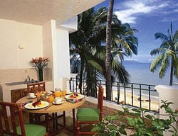 Hotel Emperador Vallarta Beachfront And Suites