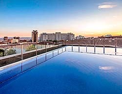 Hotel Granada By Pierre Vacances
