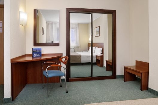 Hotel Hc Ciutat De Berga - Berga - Barcelona