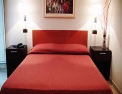 Hotel Holiday A San Pietro
