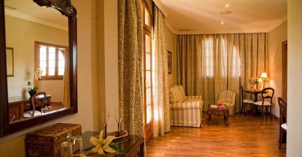 Hotel La Cueva Park - Jerez De La Frontera - Cádiz