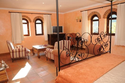 Hotel La Figuerola Resort & Spa - Hospitalet De L Infant ...
