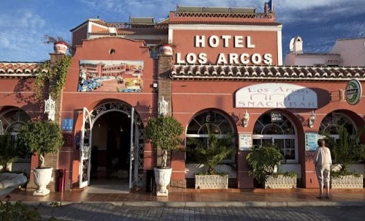 Hotel Los Arcos
