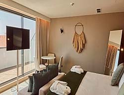 Hotel Omid Saldanha