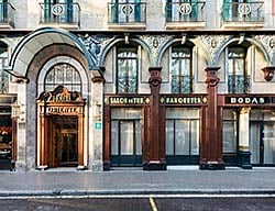 Hotel Oriente Atiram