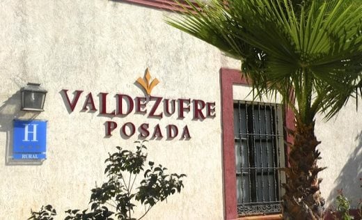 Hotel Posada De Valdezufre