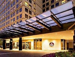 Hotel Renaissance Chicago Ohare Suites