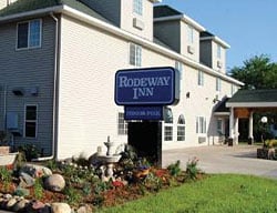 Hotel Rodeway Inn & Suites Near Okoboji Lake